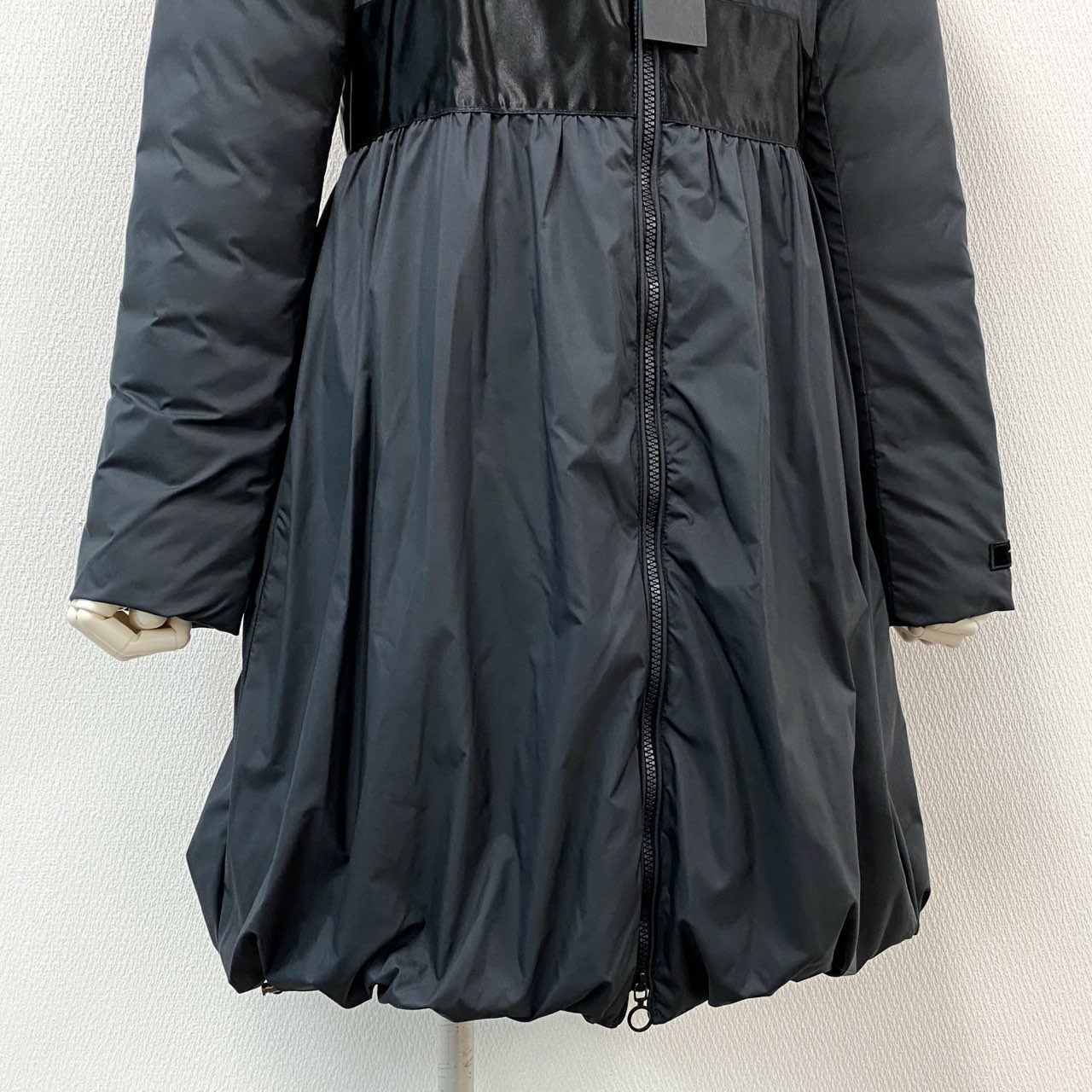 9h4《未使用品》タグ付 TATRAS タトラス ASTEROIDE ダウン