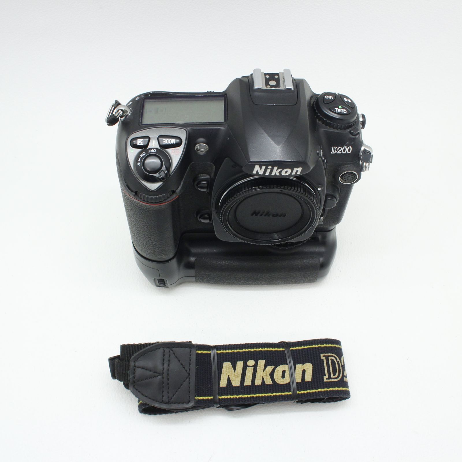 訳あり】Nikon D200 (MB-D200付） - メルカリ