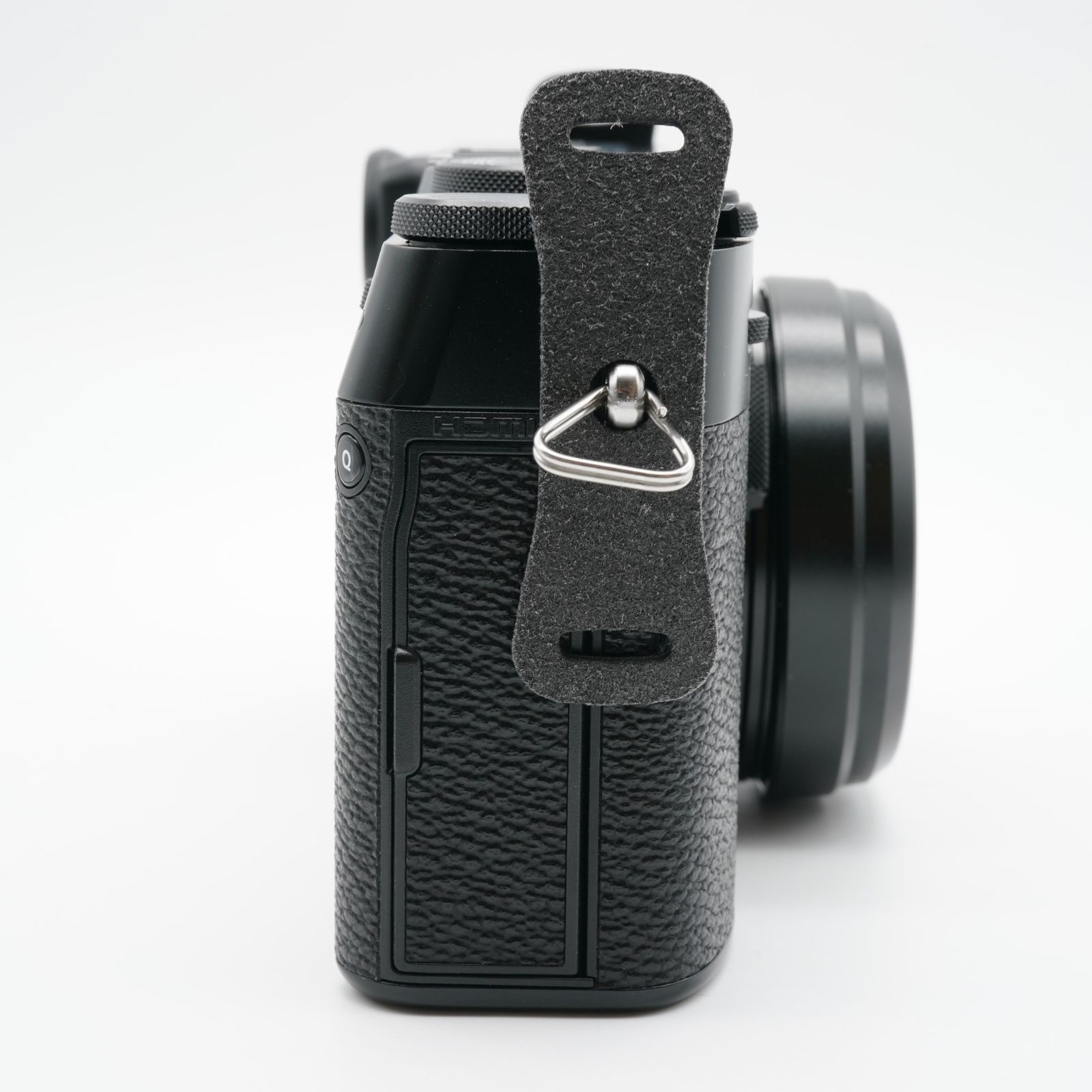 ほぼ新品 FUJIFILM フジフイルム X100VI ブラック シャッター