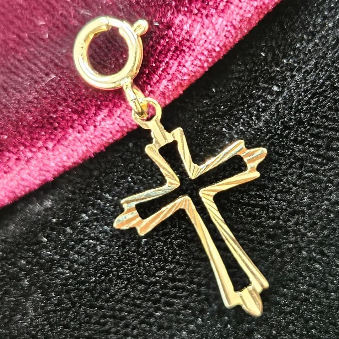 モダンで上品な輝き！18金 K18 YG クロス ペンダントトップ チャーム