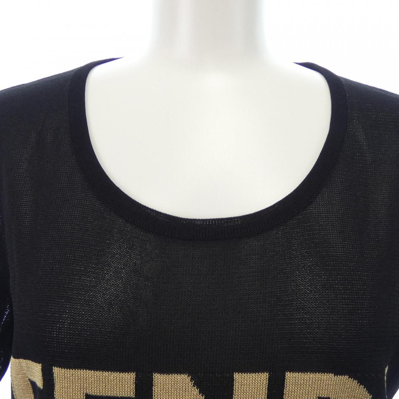 フェンディ FENDI