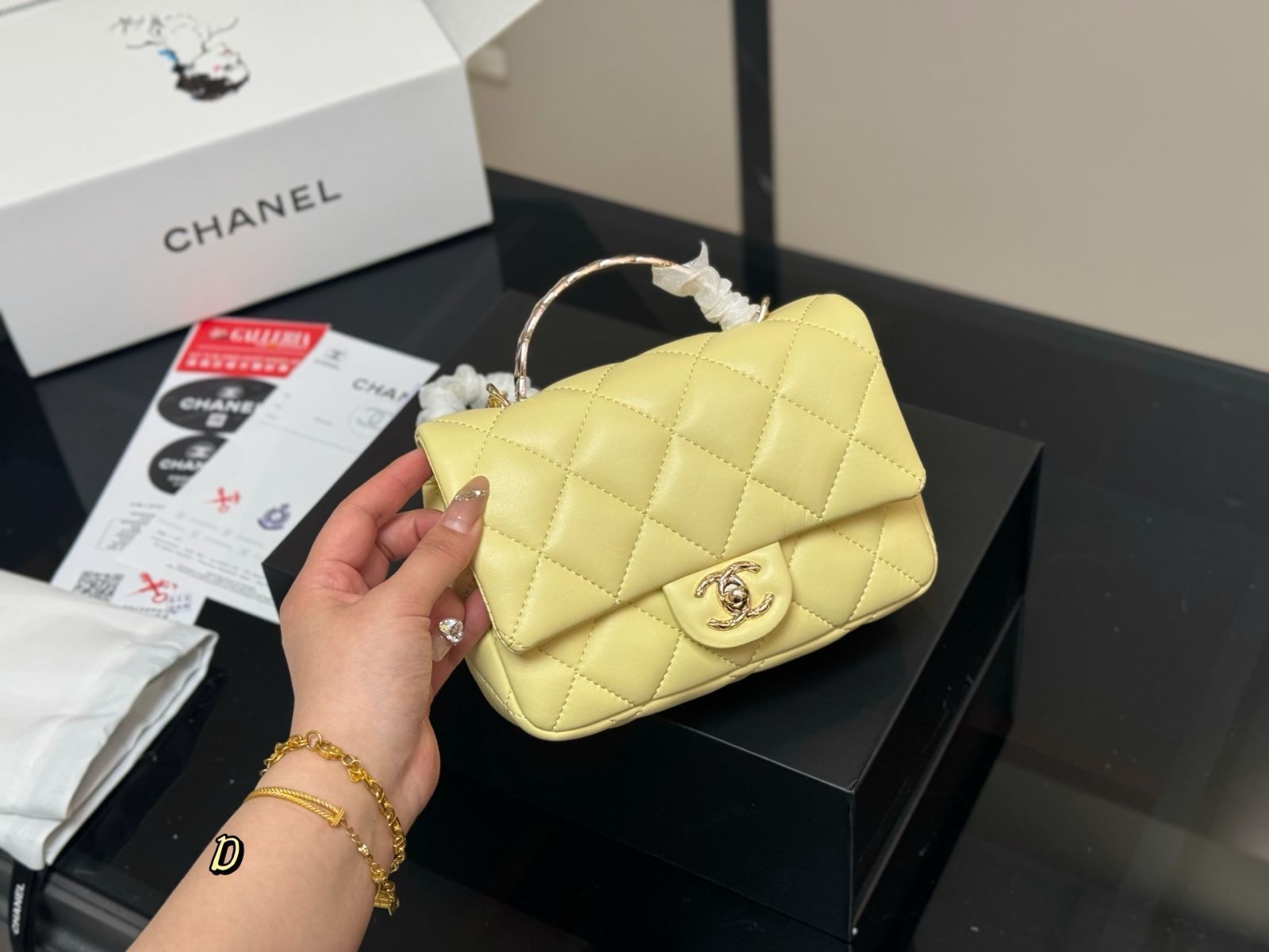 今日特価】Chanel 25P ブラックゴールド ハンドルバッグ！国内