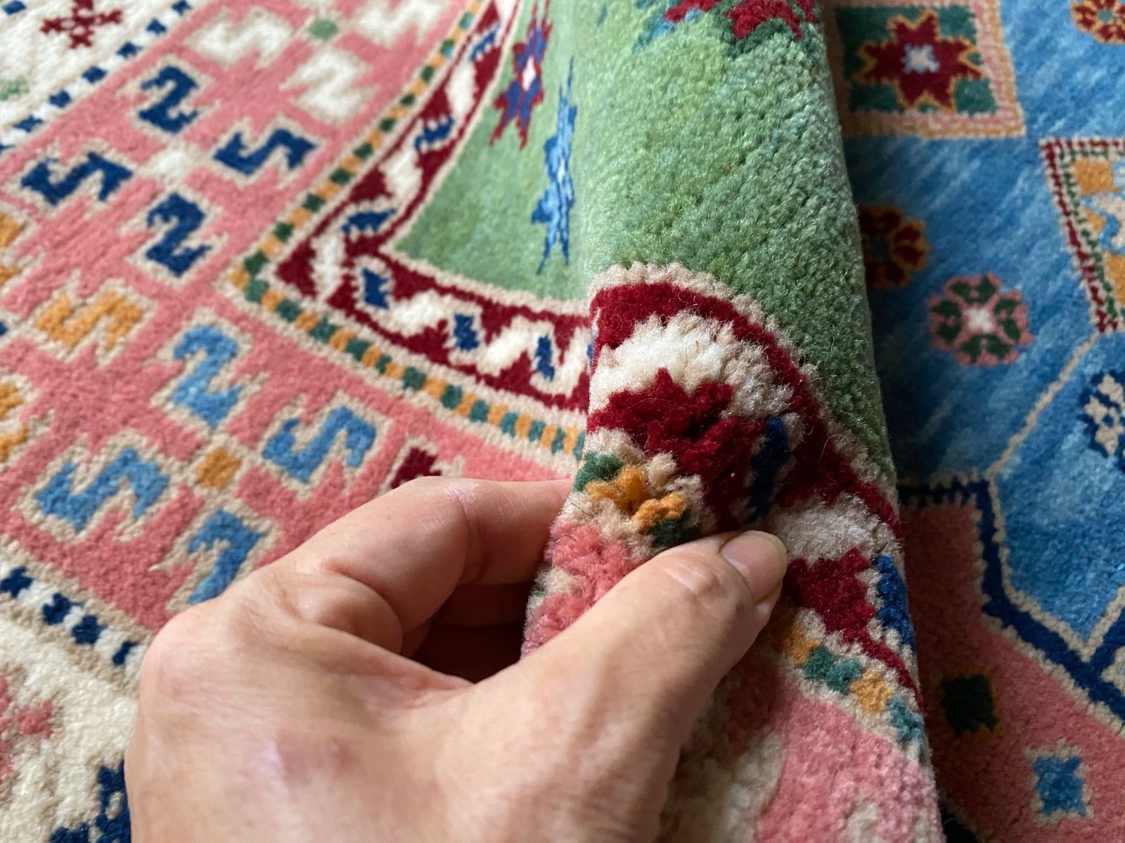 初めてのトルコ絨毯にもお勧め