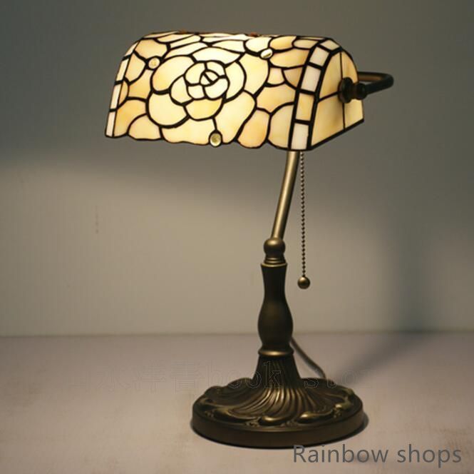 注目 ヴィンテージ 卓上スタンドライト ステンドグラス アンティーク 花柄 レトロな雰囲気がおしゃれ ティファニー 照明 bcp25 NEXPOTALLINN_EU