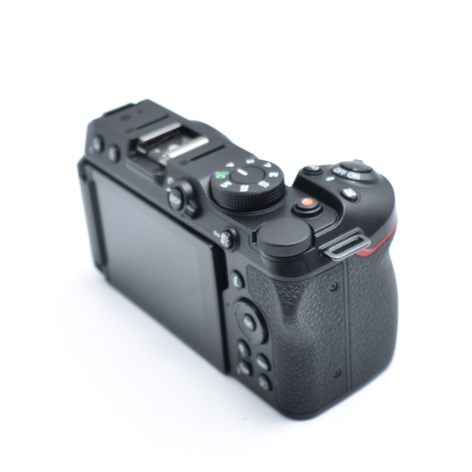 B#7900 Nikon ニコン ミラーレス一眼 Z30 ボディ Zマウント APS-C 動画  