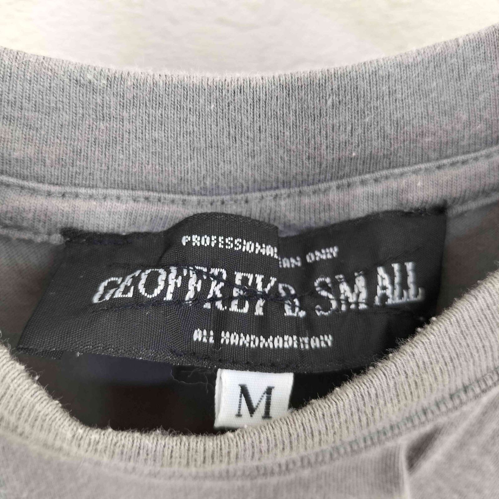 ジェフリービースモール GEOFFREY B. SMALL フロントデザイン