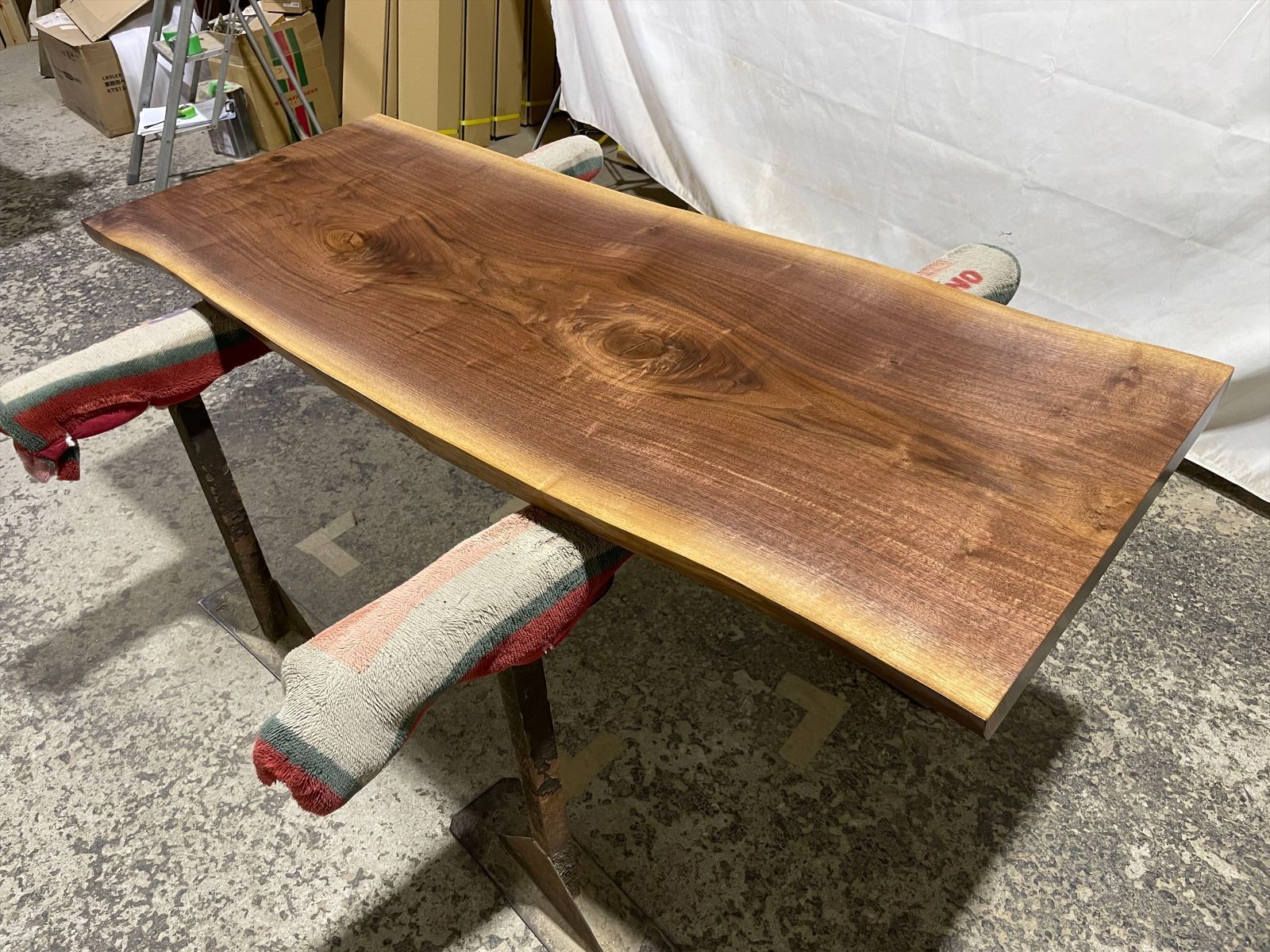 一枚板無垢 乾燥材