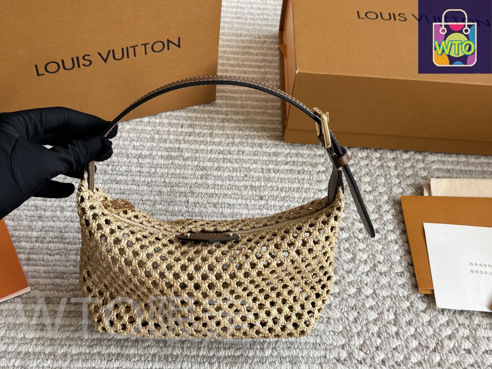 ルイヴィトン Louis Vuitton バッグ箱付き 今日特価】LOUIS VUITTON ルイ・ヴィトン わら編みバッグ 箱付き