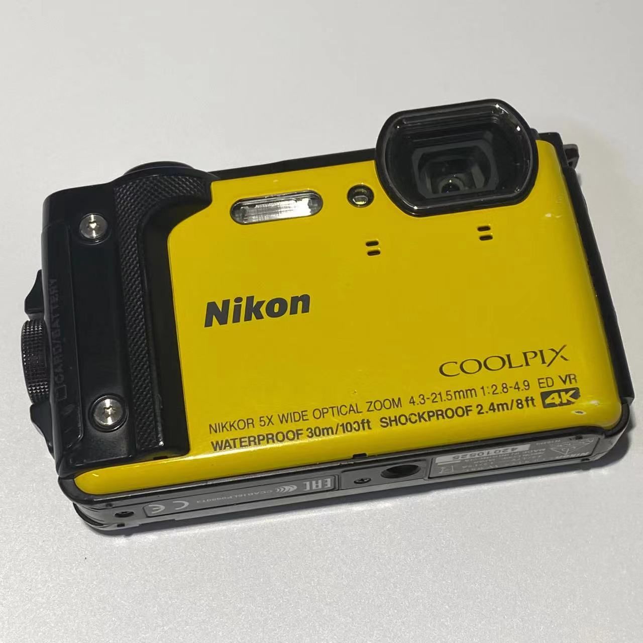 月末限定価格！Nikon COOLPIX W300 YELLOW動作確認済み