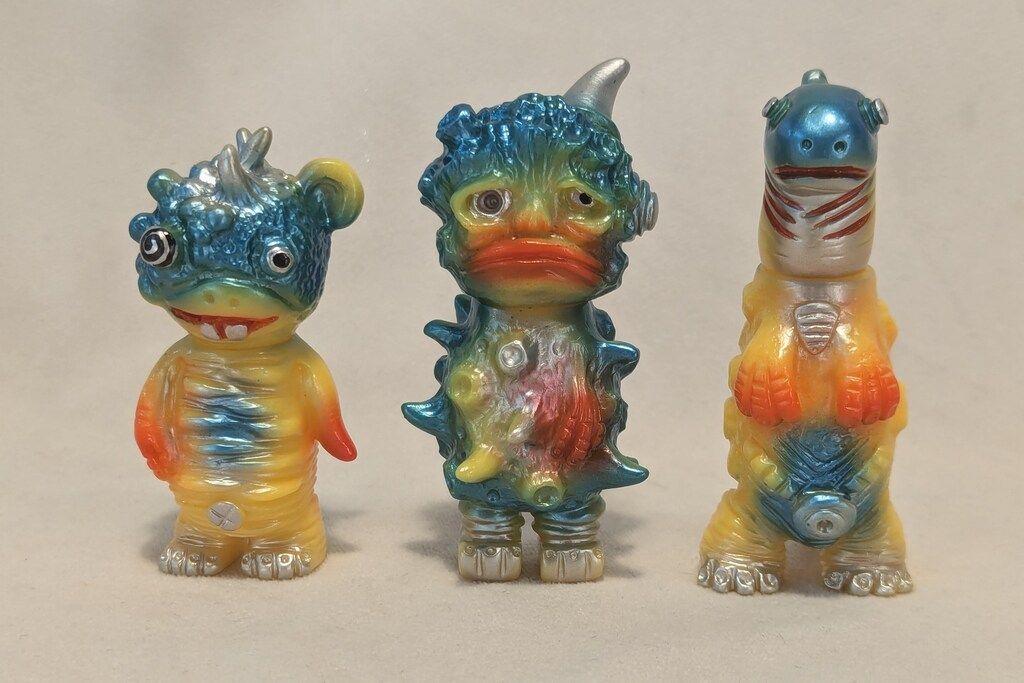 TRASH TALK TOYS 原子平和特撮隊 シリーズ TOKYO COLORWAY 黄色成型 3種セット