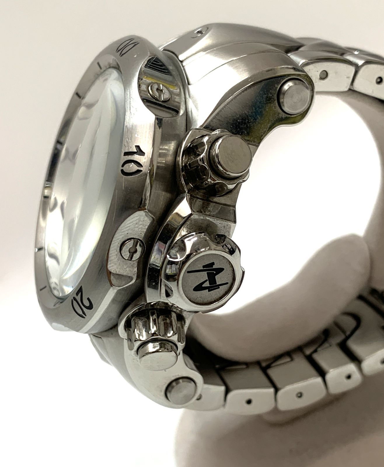 値下げ❗️INVICTA インヴィクタ reserve venom 1537クロノグラフ 