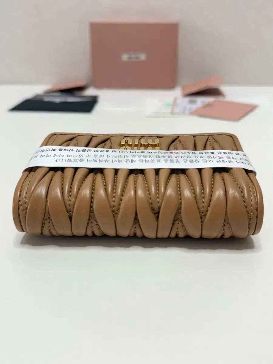 カード ミドルウォレット