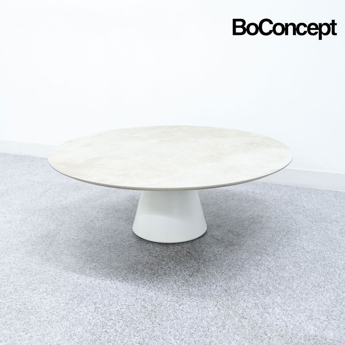 【美品】BoConcept Madrid テーブル アッシュセラミック80cm Madrid テーブル | デンマークデザインの家具 | ボーコンセプト