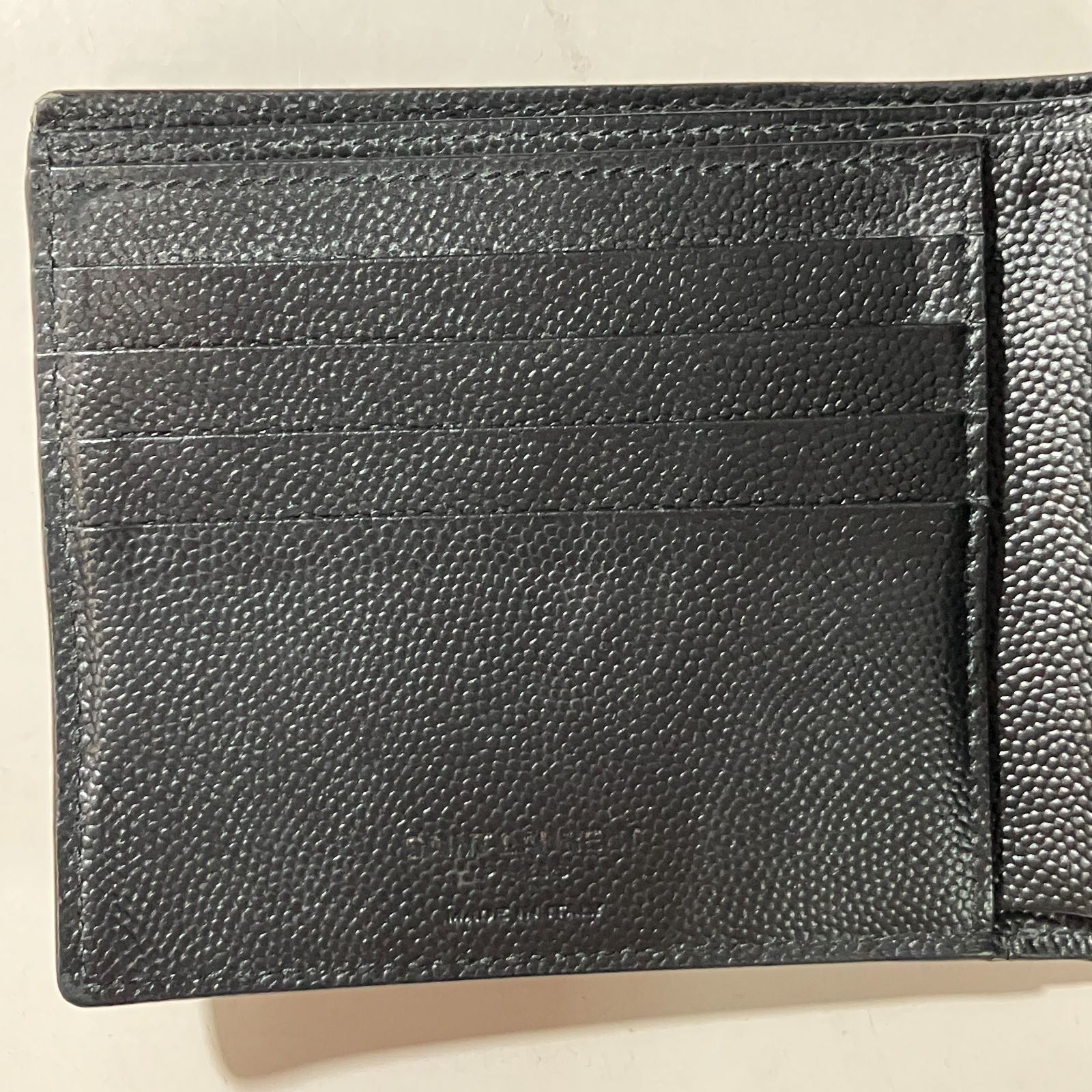 SAINT LAURENTコンパクトウォレット　2つ折り財布　キャビアスキン Amazon | (サンローラン)SAINT LAURENT コンパクト 財布 YSL