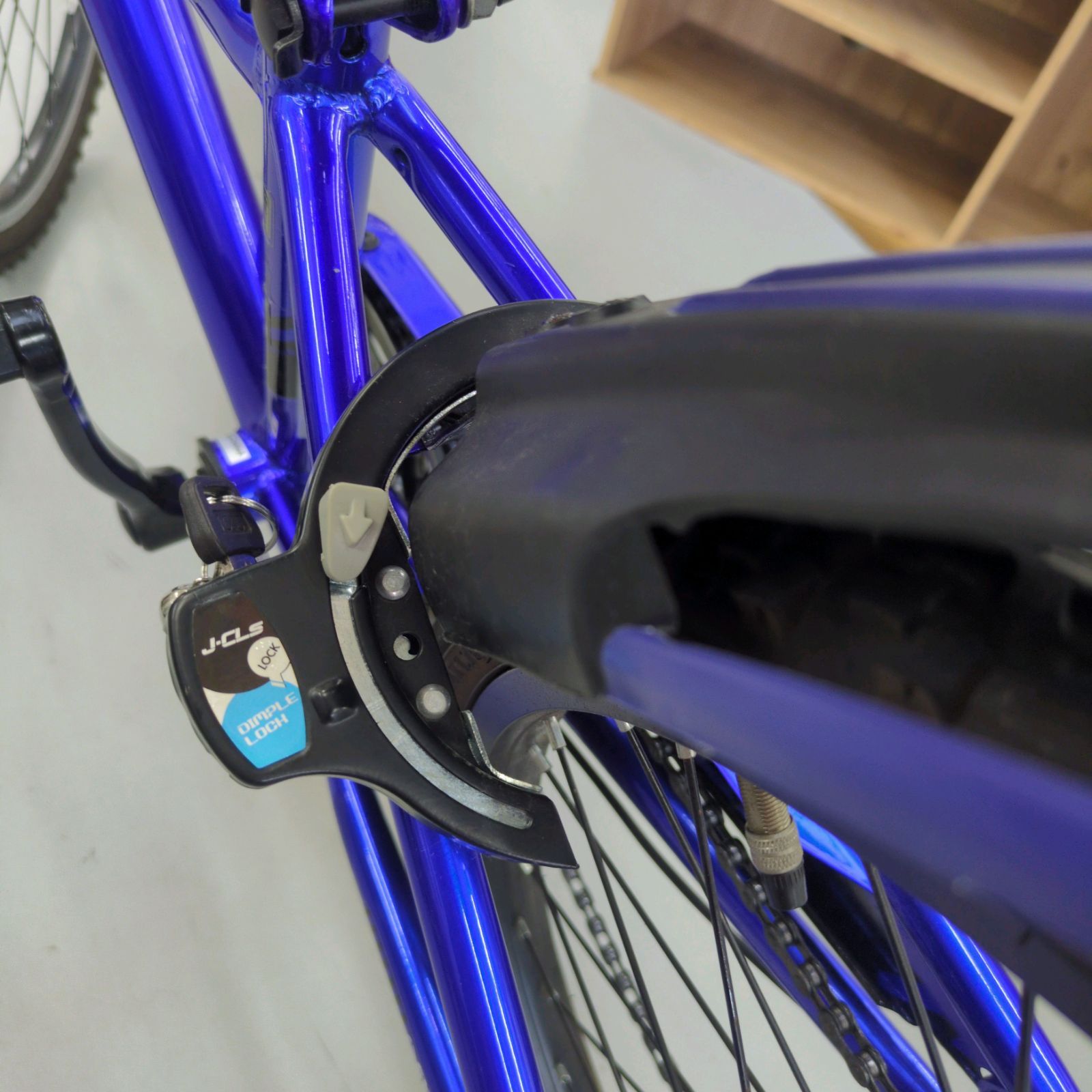 J554 ☆多少小キズ有り☆子供自転車☆OVER RIDE☆LEDダイナモ☆6段☆24