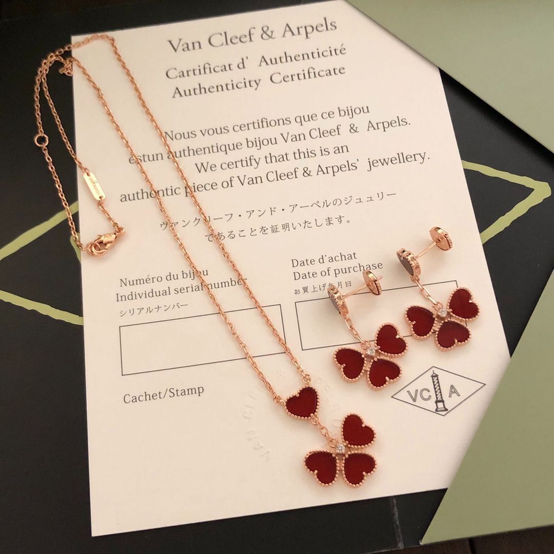 ヴァンクリーフ＆アーペル Van Cleef & Arpels ヴィンテージ アルハンブラ ピアスネックレスセット レッド・アゲート