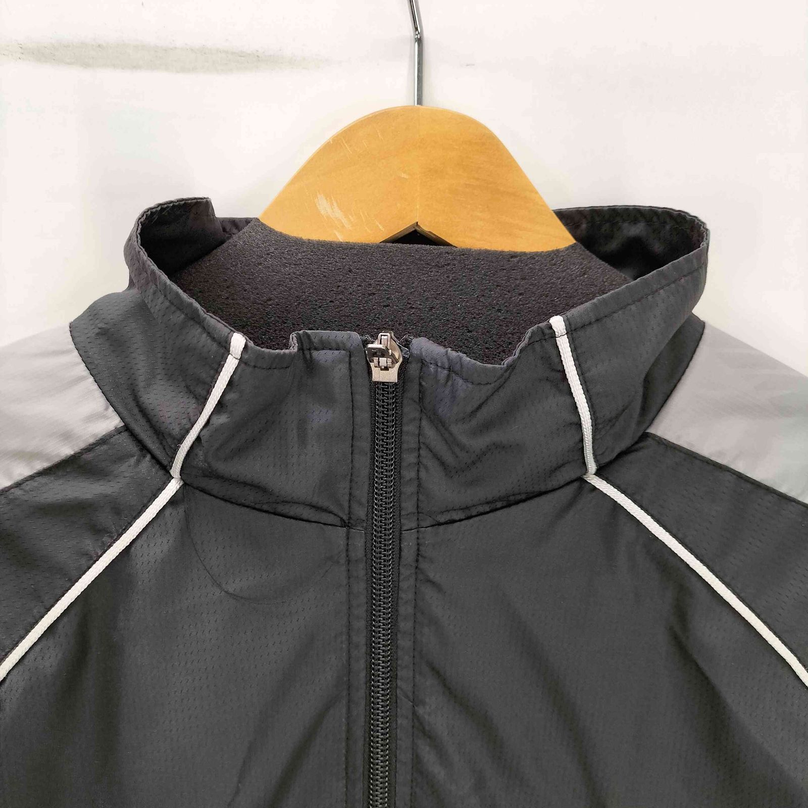 NIKE ナイキ ナイロンジャケット 刺繍 裏地メッシュ ブラック XL NIKEナイキナイロンジャケット2012年オーバーサイズブラック