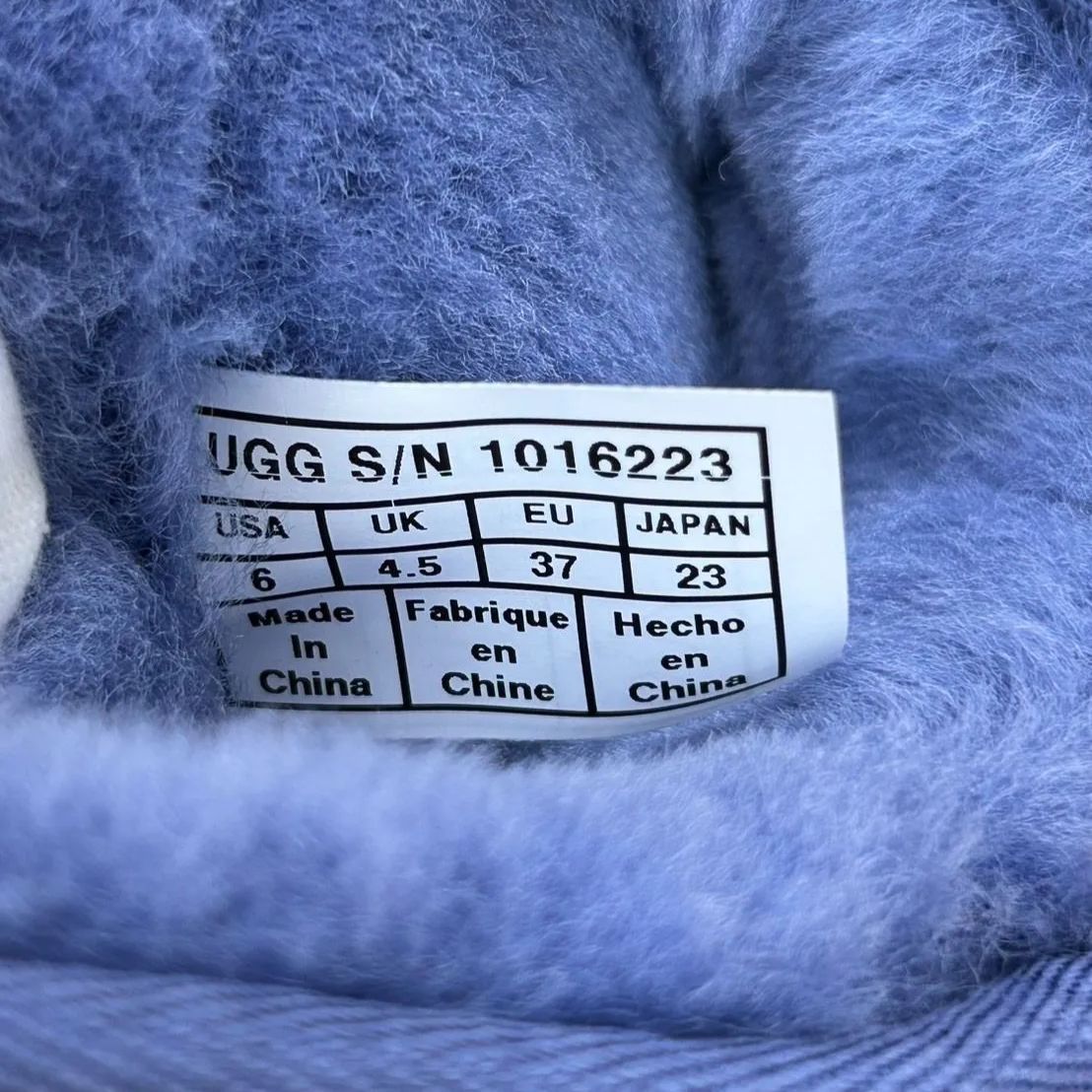 【新品箱付き】UGG23cm ◎【✨新品✨】未使用品 サイズ 23㎝ 箱あり UGG アグ ムートン