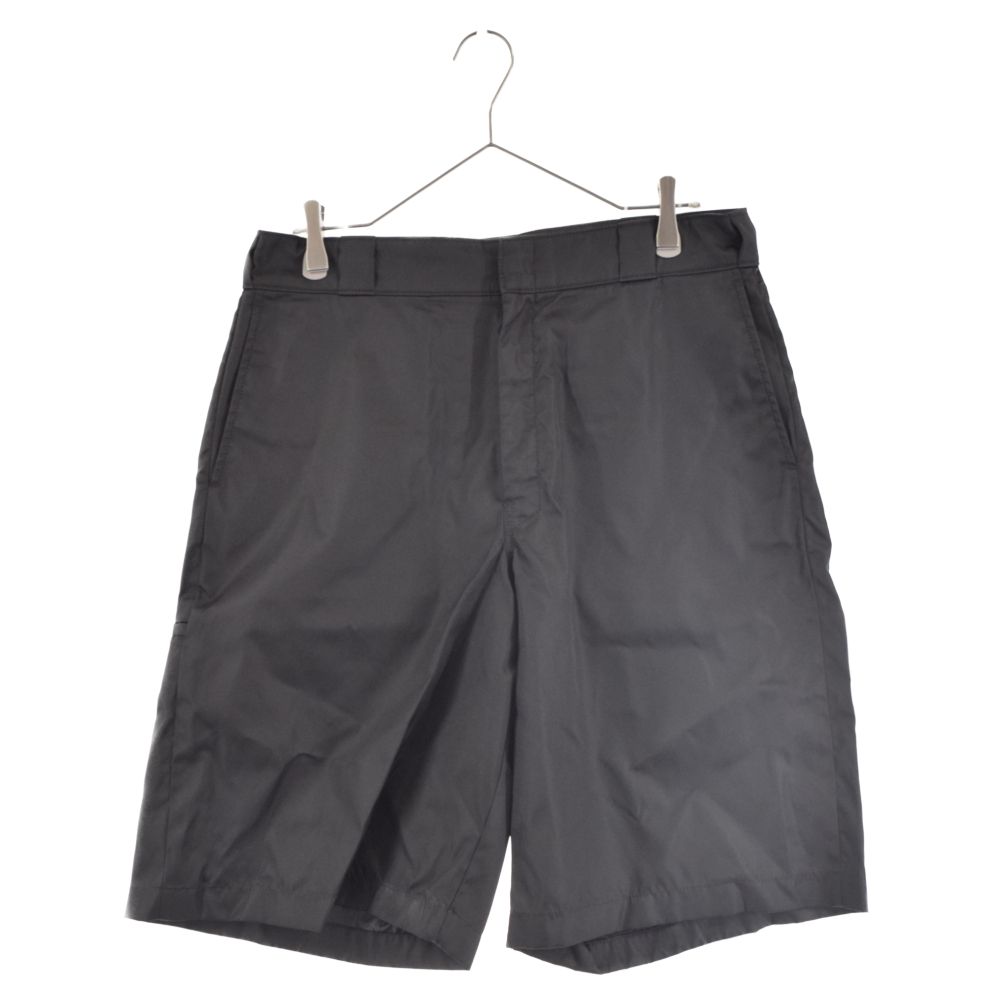 PRADA (プラダ) 23SS RE-NYLON ロゴプレートナイロンショート