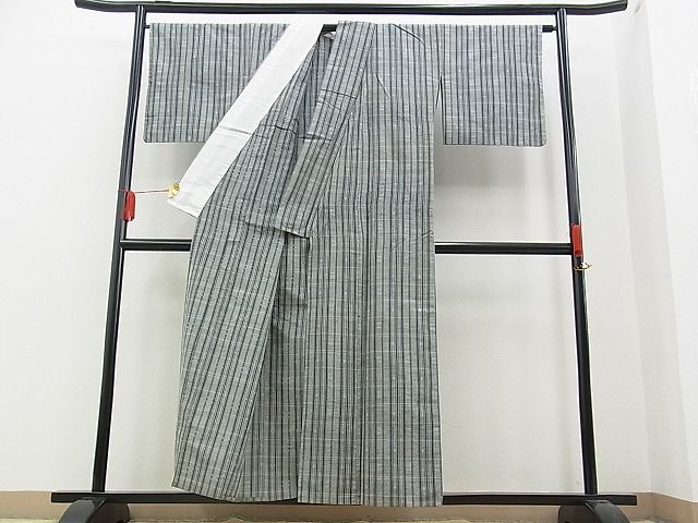 平和屋野田店■上質な紬　単衣　格子柄　逸品　n-yc3055