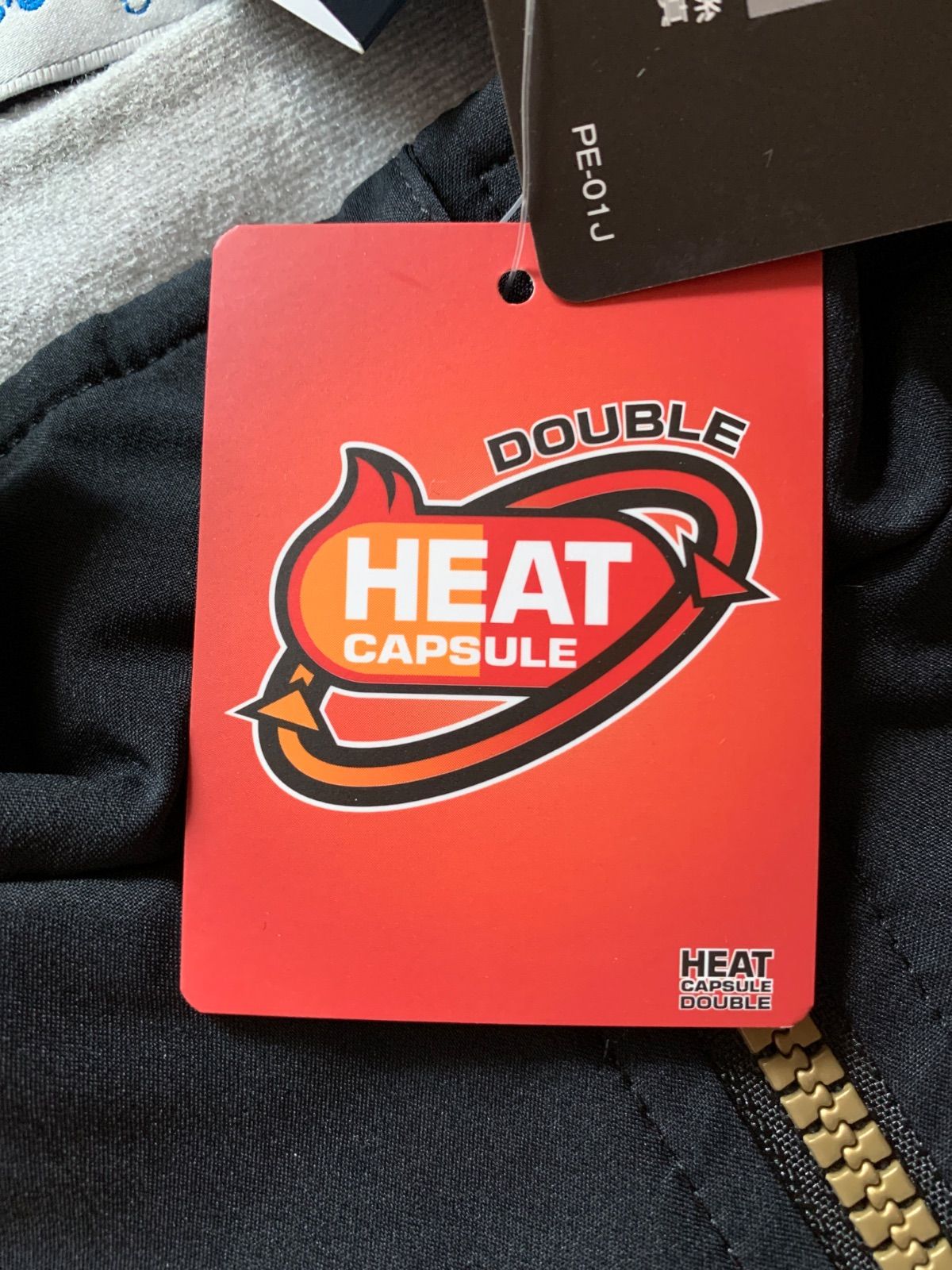 YONEX ウィンドウォーマー