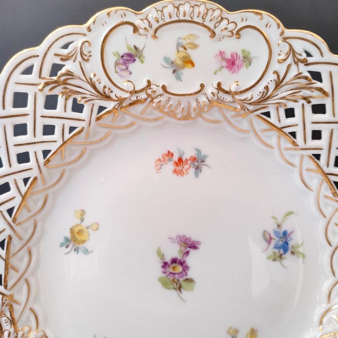 20.5㎝★マイセン 透かしプレート 美品 小花 フワラー 金彩 ピアスエッジ 20.5㎝☆マイセン 透かしプレート 美品 小花 フワラー 金彩 ピアス