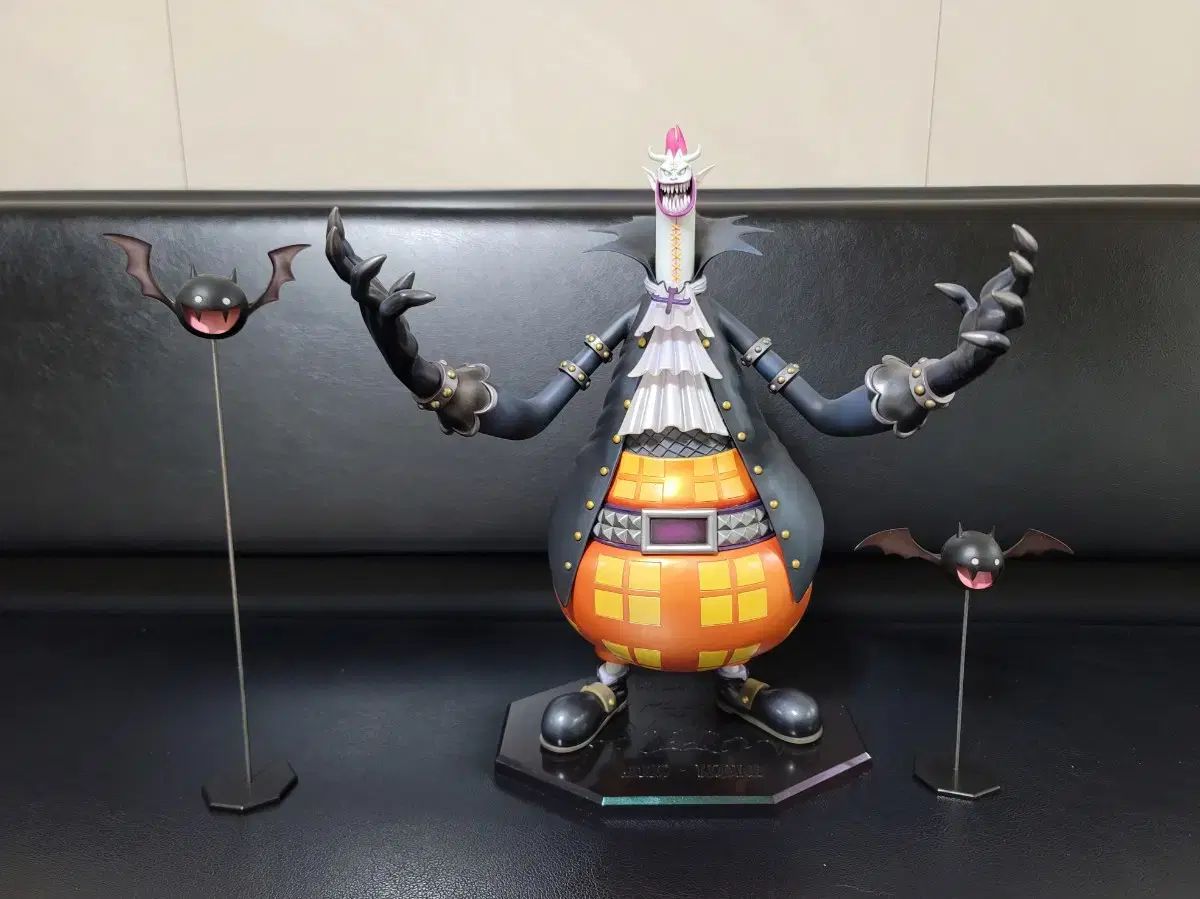 ONE PIECE（ワンピース） pop ヤモリ モリア フィギュア 箱なし 出品