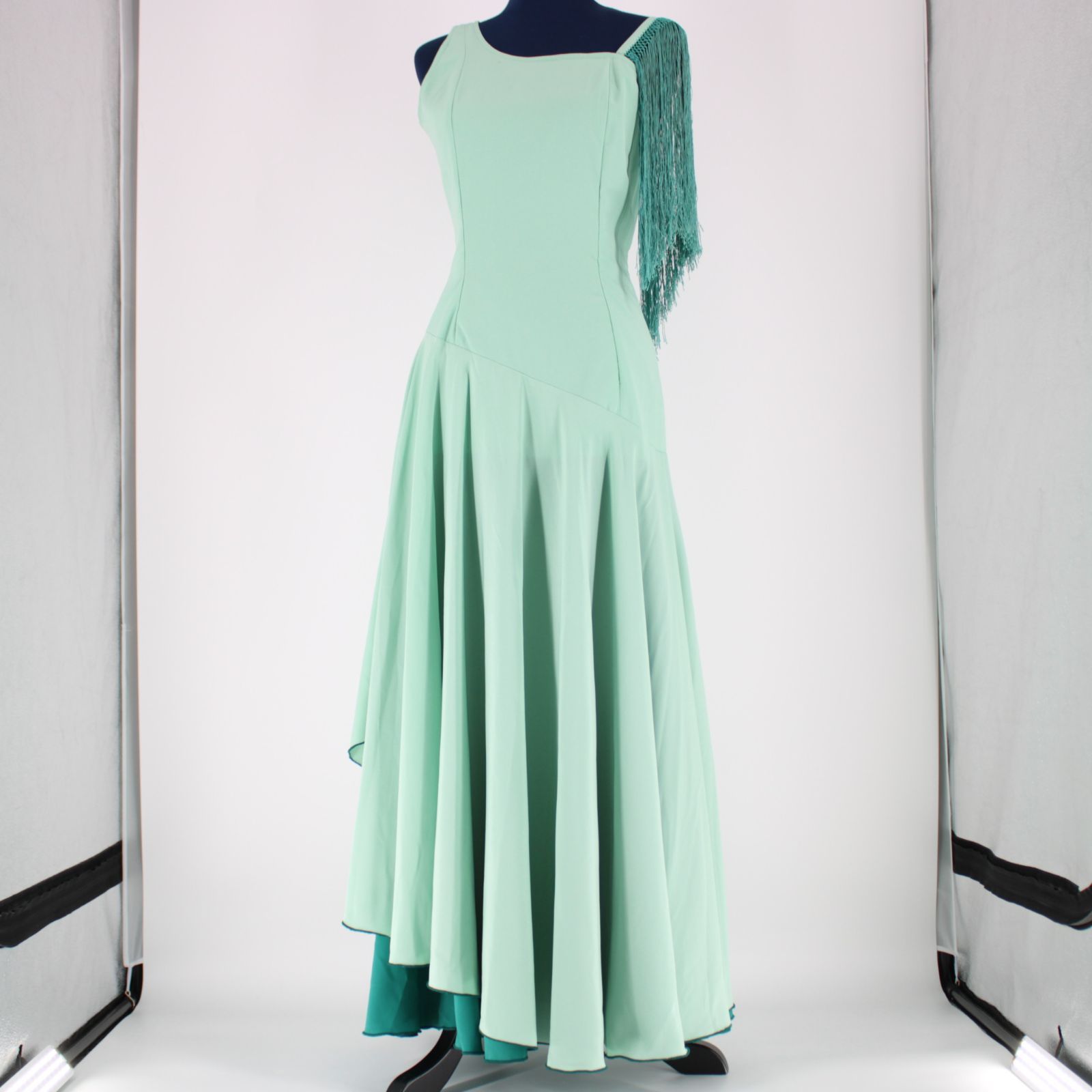 フラメンコ 衣装 ワンピース ドレス グレイ系 無地 シンプル  