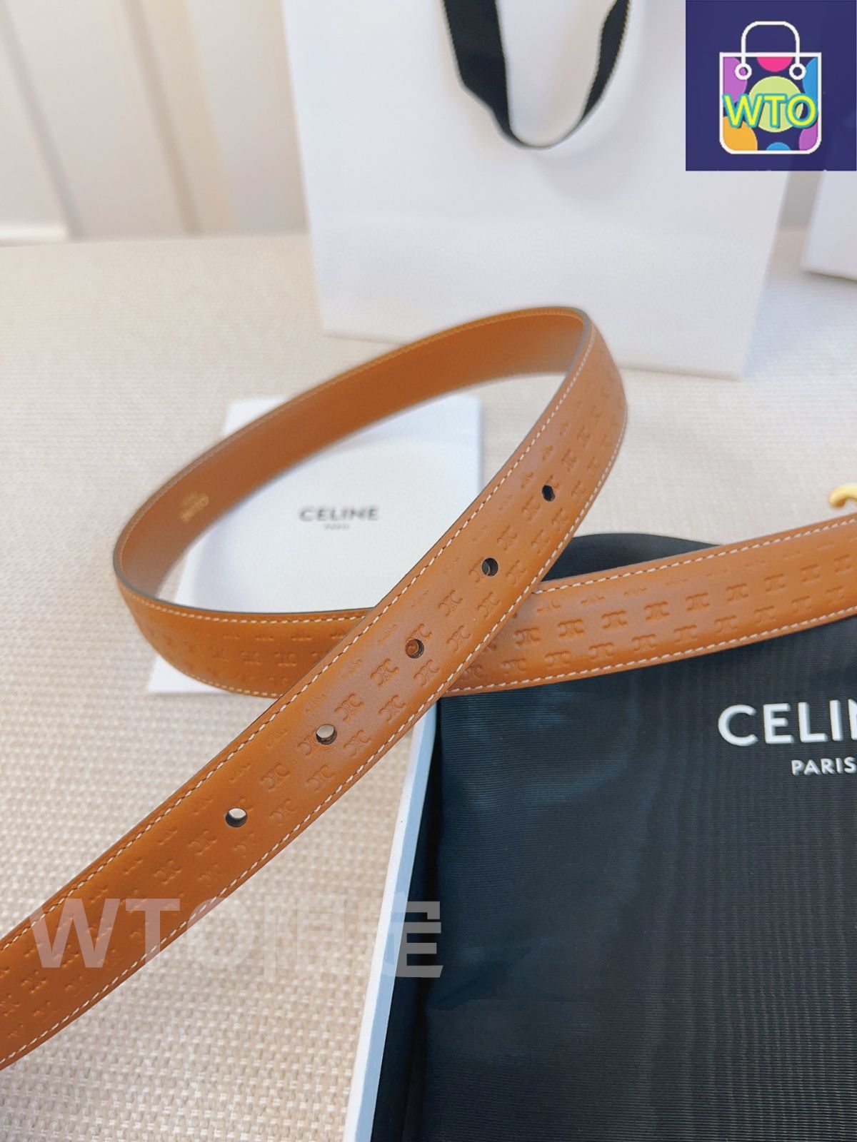 CELINE レザーベルト CELINE セリーヌ スモール 18MM トリオンフ ベルト レザー