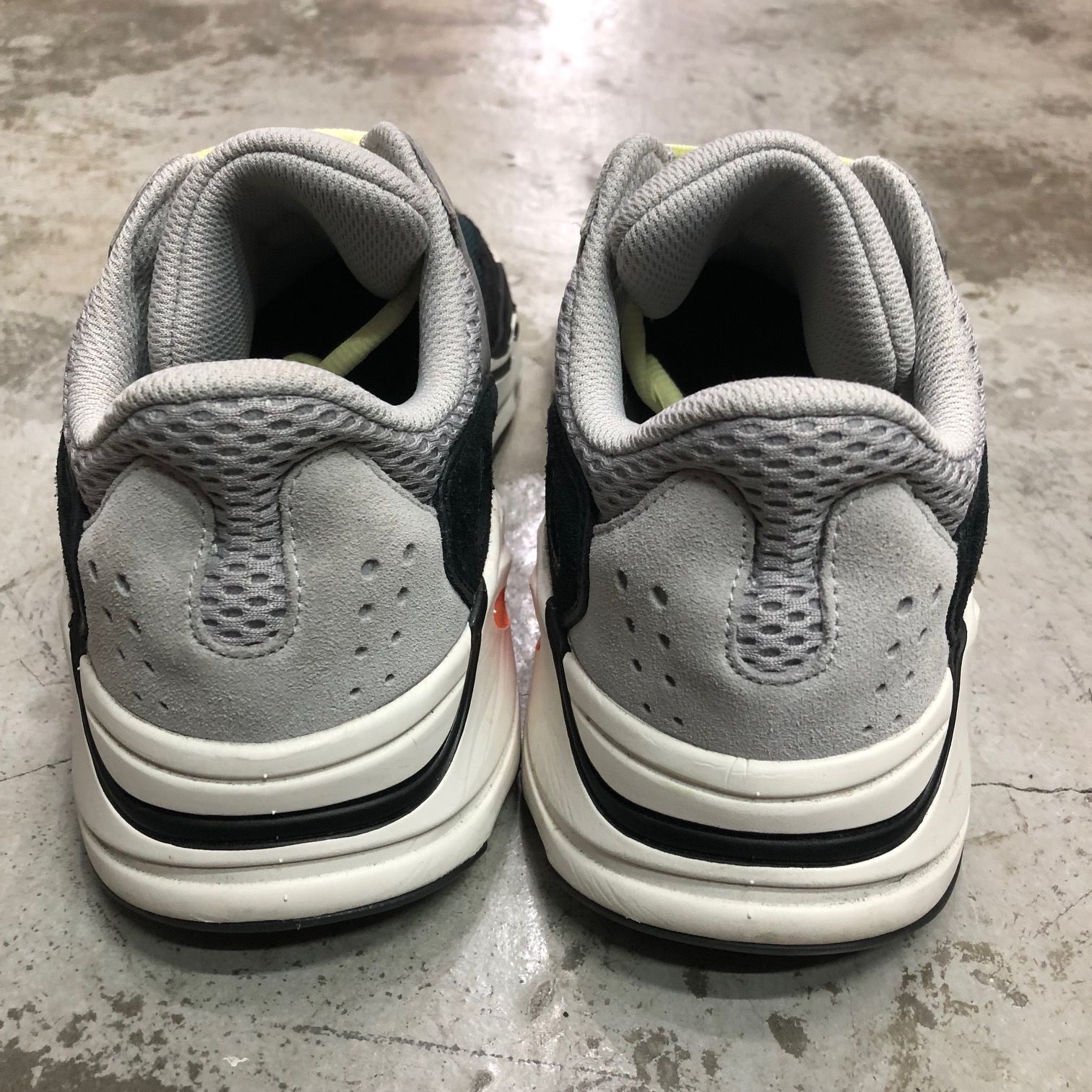 国内正規 adidas YEEZY BOOST 700 WAVE RUNNER B75571 ウェーブ 