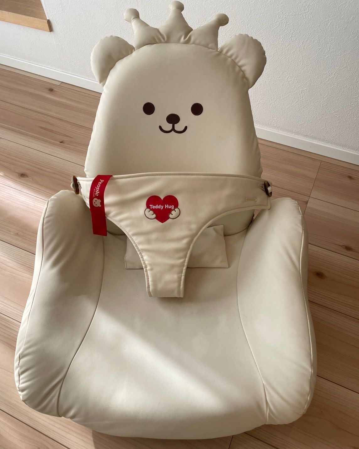 ピープル　テディハグ　ベビーチェアー