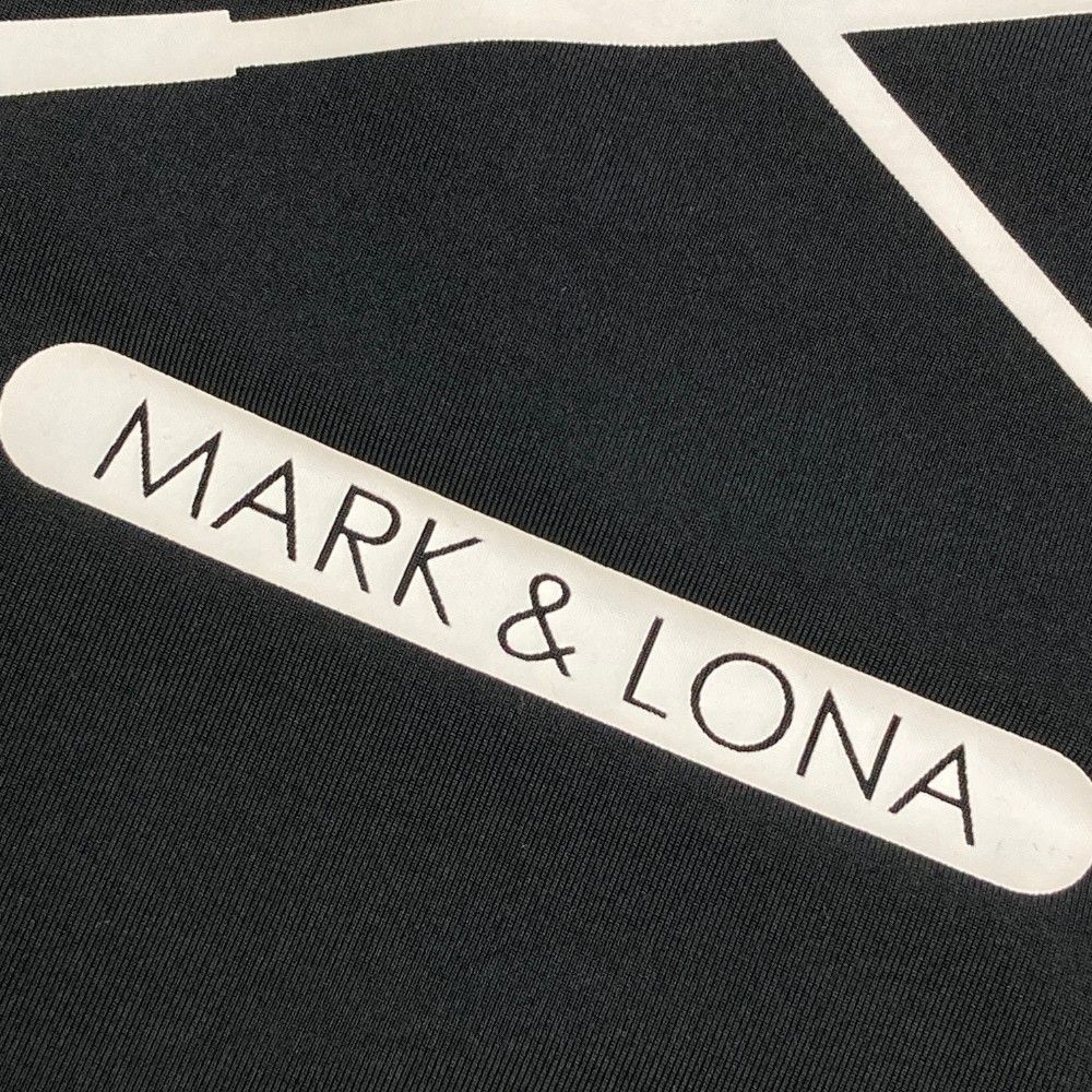 サイズ：M MARK&amp;LONA マークアンドロナ  ハイネック 長袖インナーTシャツ  ブラック系 [240101465747] ゴルフウェア レディース ストスト サイズ：M MARK&LONA マークアンドロナ ハイネック 長袖インナー