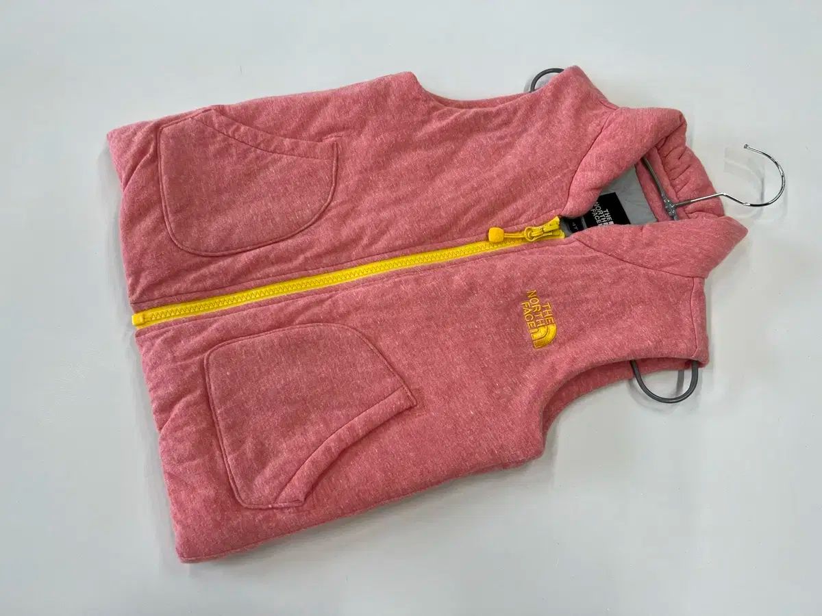 THE NORTH FACE(ザノースフェイス) 4T 綿 ベスト