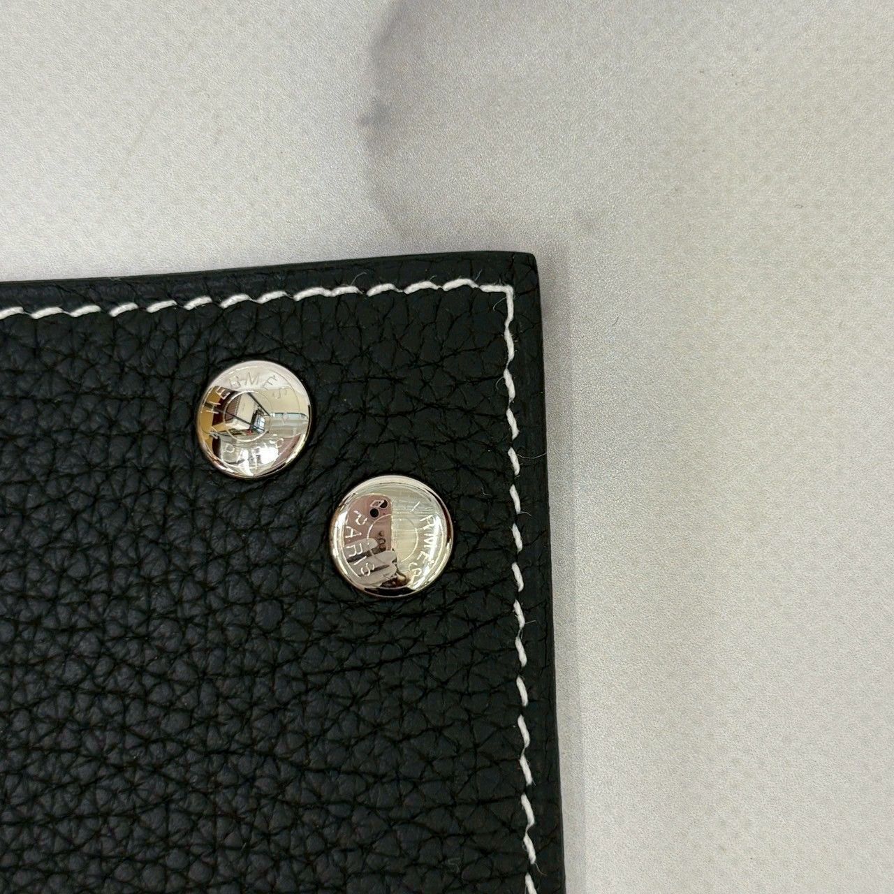 シルバー金具 白ステッチ