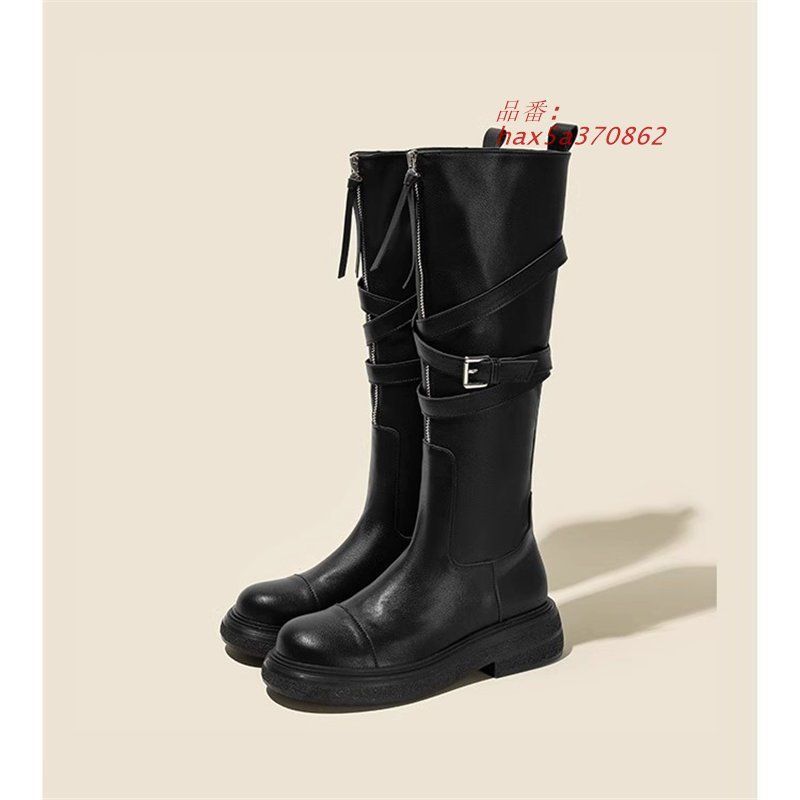 ニーハイブーツ