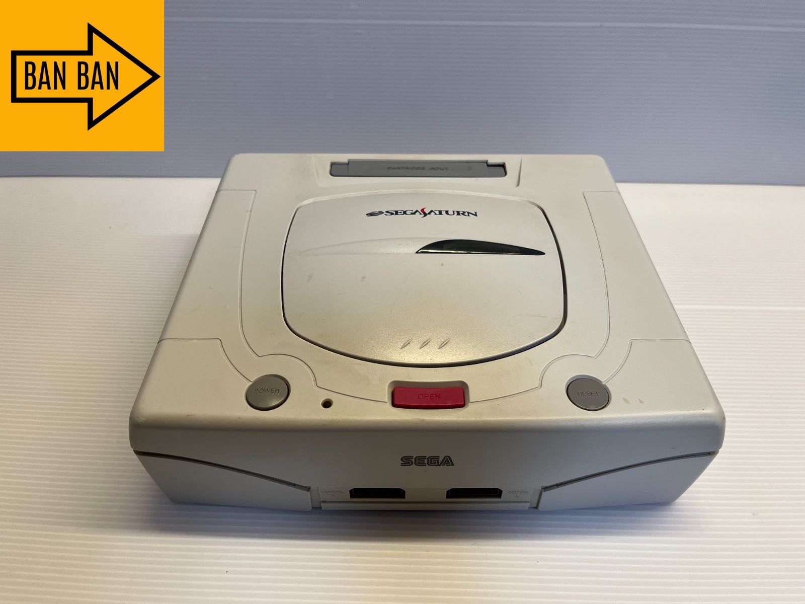 ジャンク品 通電確認済み SEGA SEGASATURN セガサターン 本体