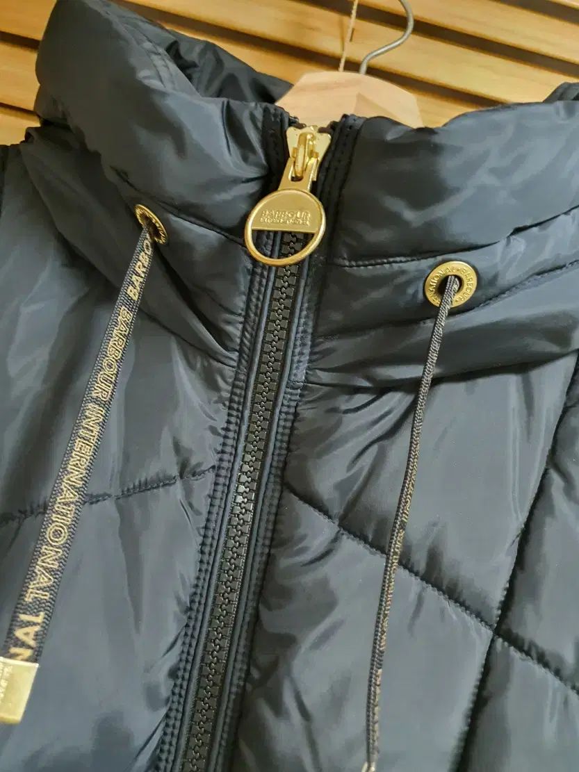 BARBOUR バブアー barbour 国際的 ダウン ベスト us4 サイズ 正規品