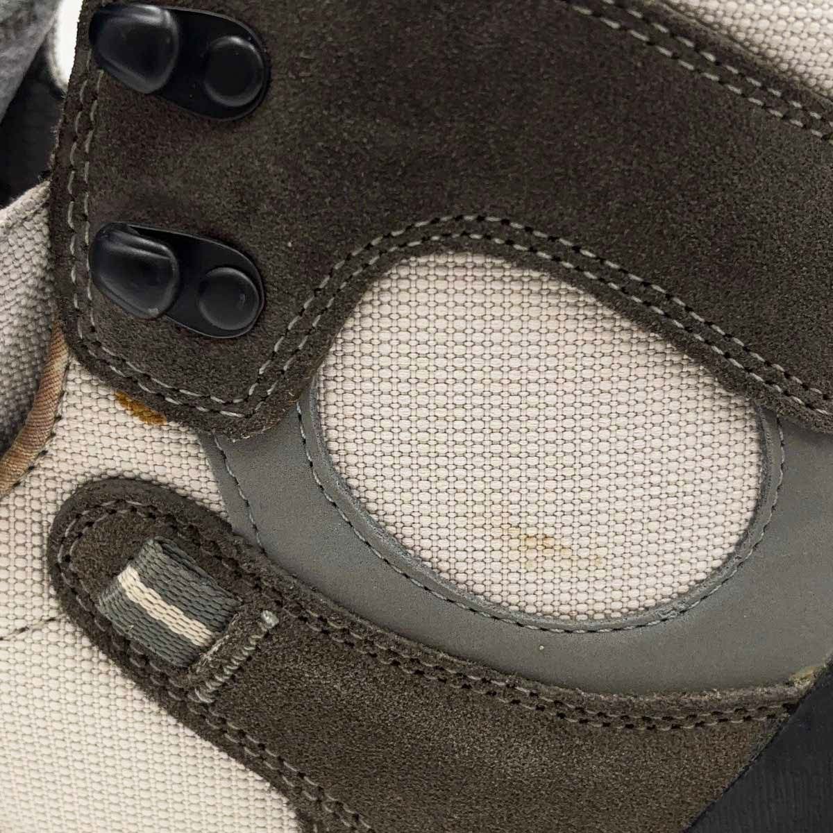 トレッキングシューズ 登山靴