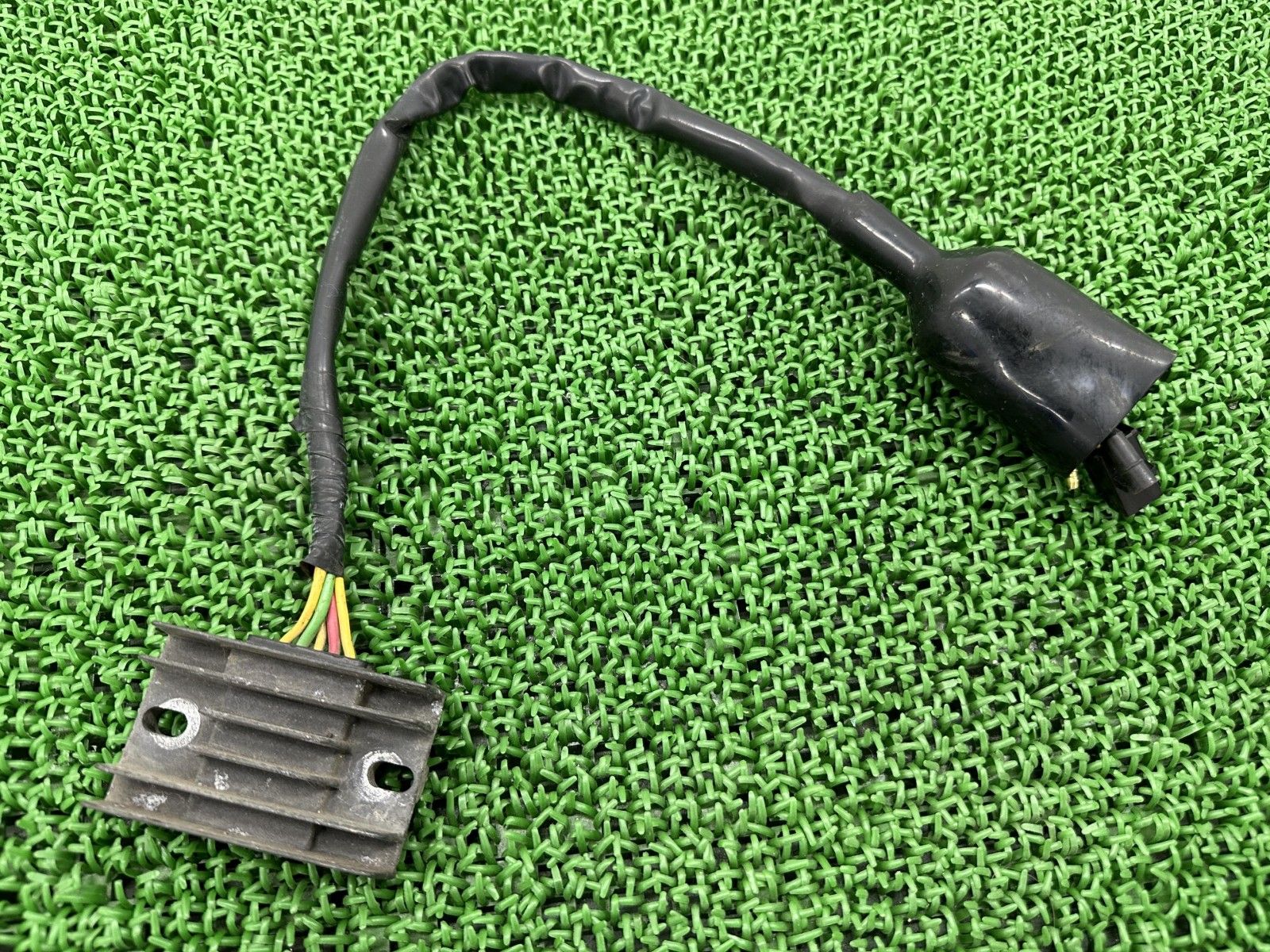定番，安い SL230 レギュレター ホンダ 純正 バイク 部品 MD33 レギュレーター レクチファイアー 機能的問題なし 品薄 車検 Genuine 【中古】 5 その他