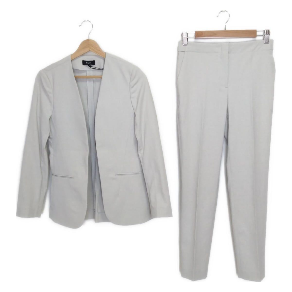 theory セオリー レディースパンツスーツ レディース - グレーベージュ