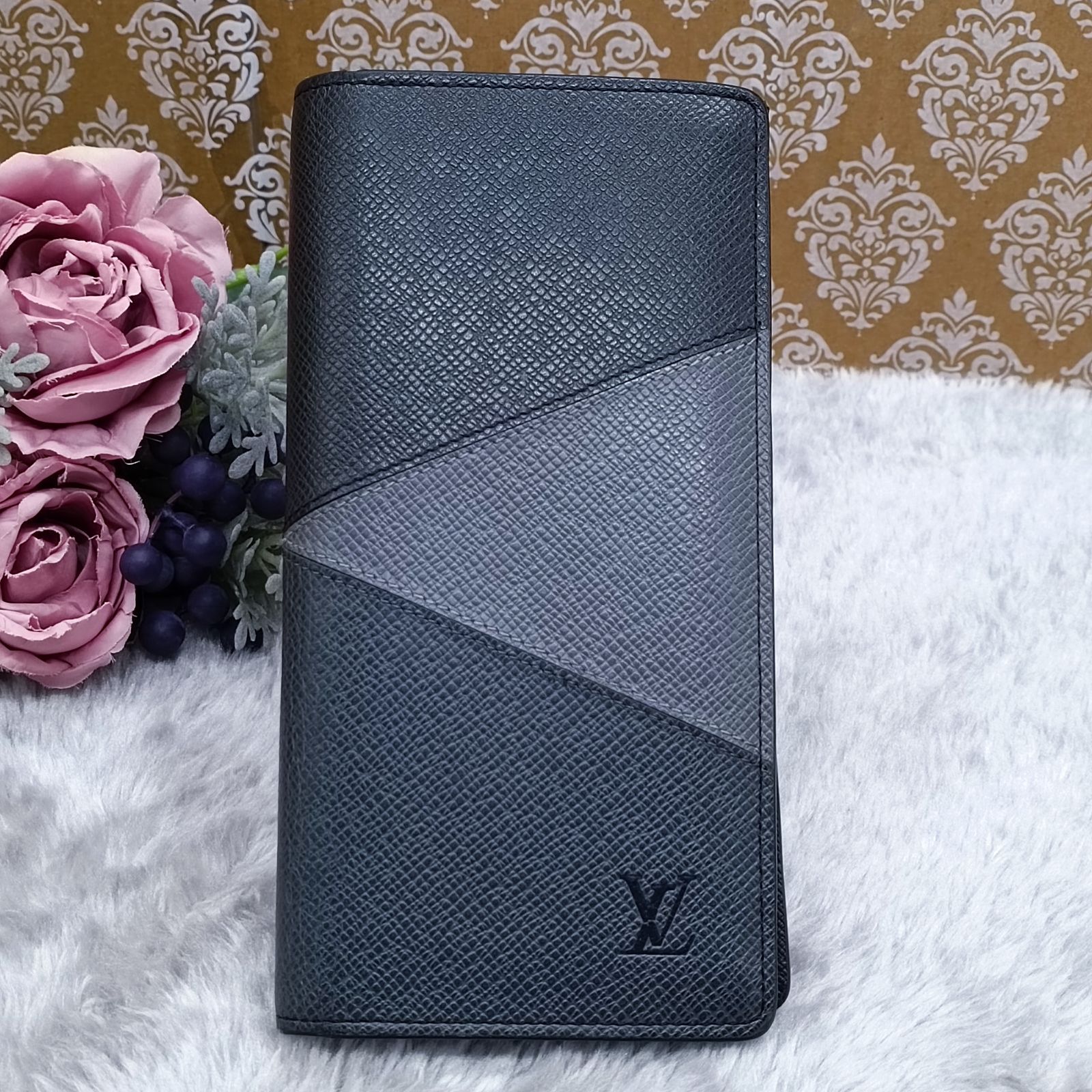 LOUISVUITTON 》 ルイヴィトン タイガ・V・レザー ポルトフォイユ