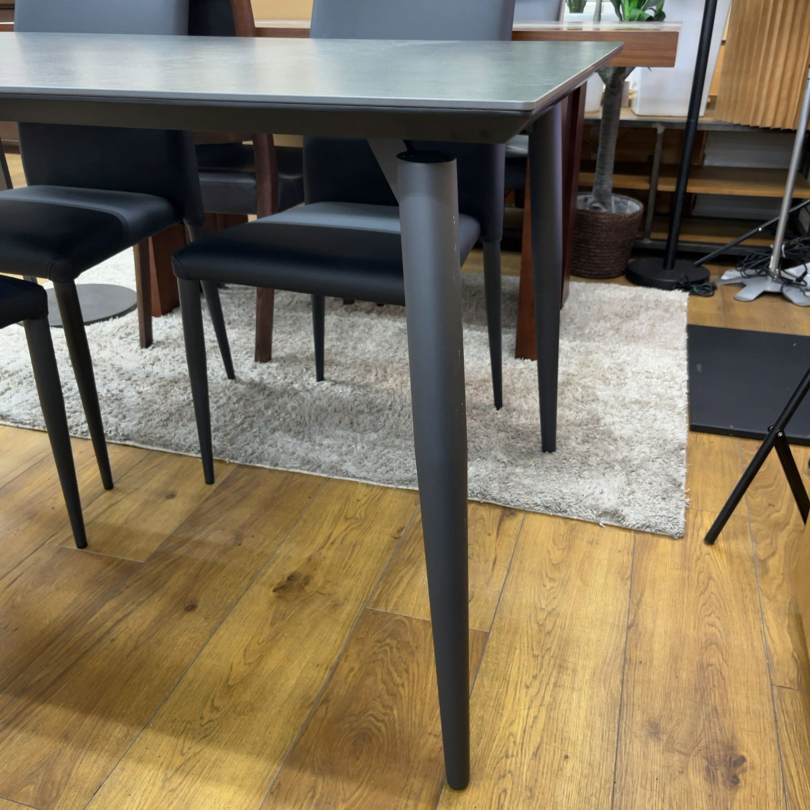 セラミックダイニングテーブル　パシオン　165cm ダイニングテーブル「パシオン セラミックトップ」幅165cm