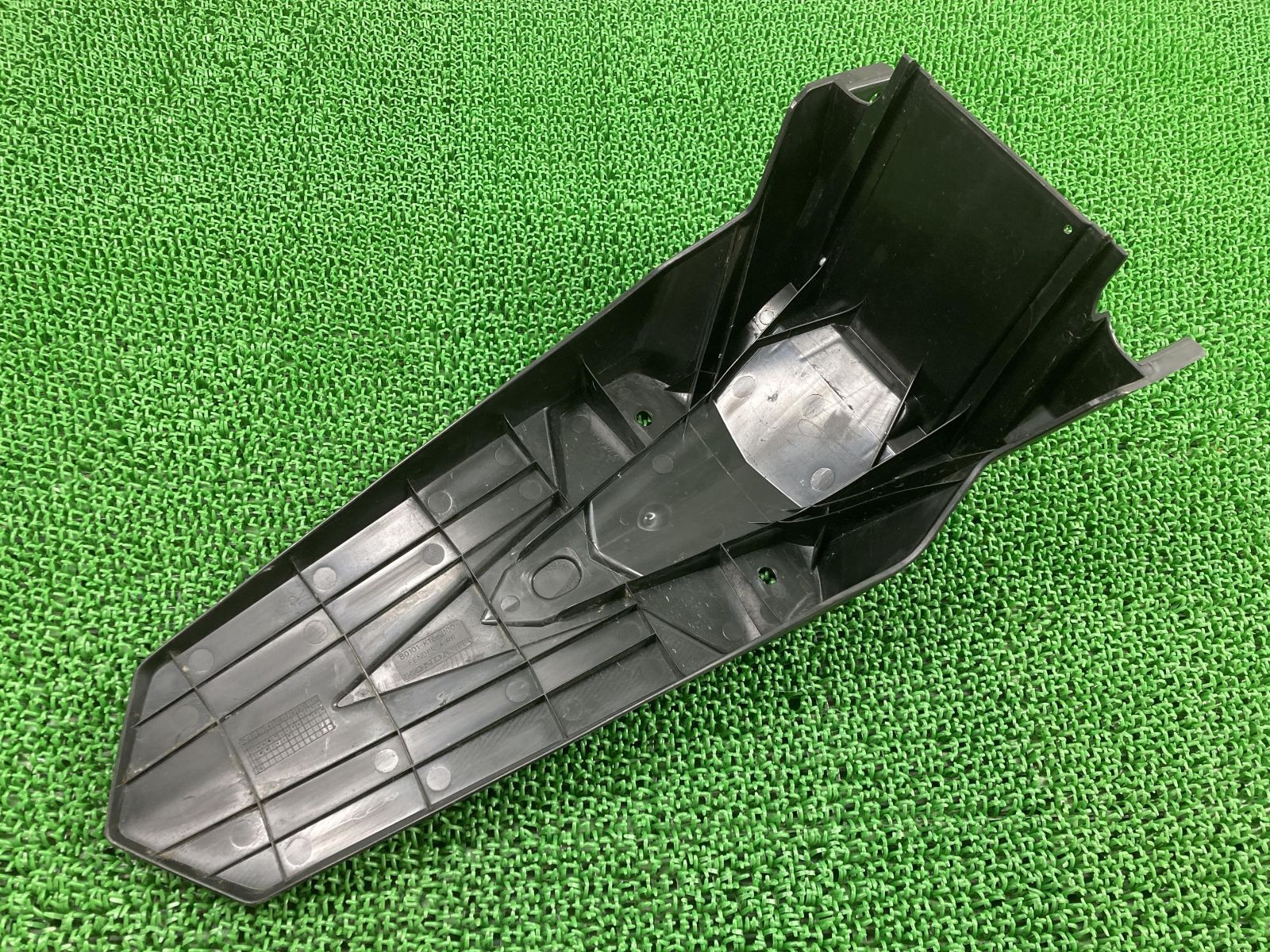 PCX160 リアフェンダー K1Z ホンダ 純正 中古 バイク 部品 KF47 割れ欠け無し 品薄 希少品 車検 Genuine - メルカリ