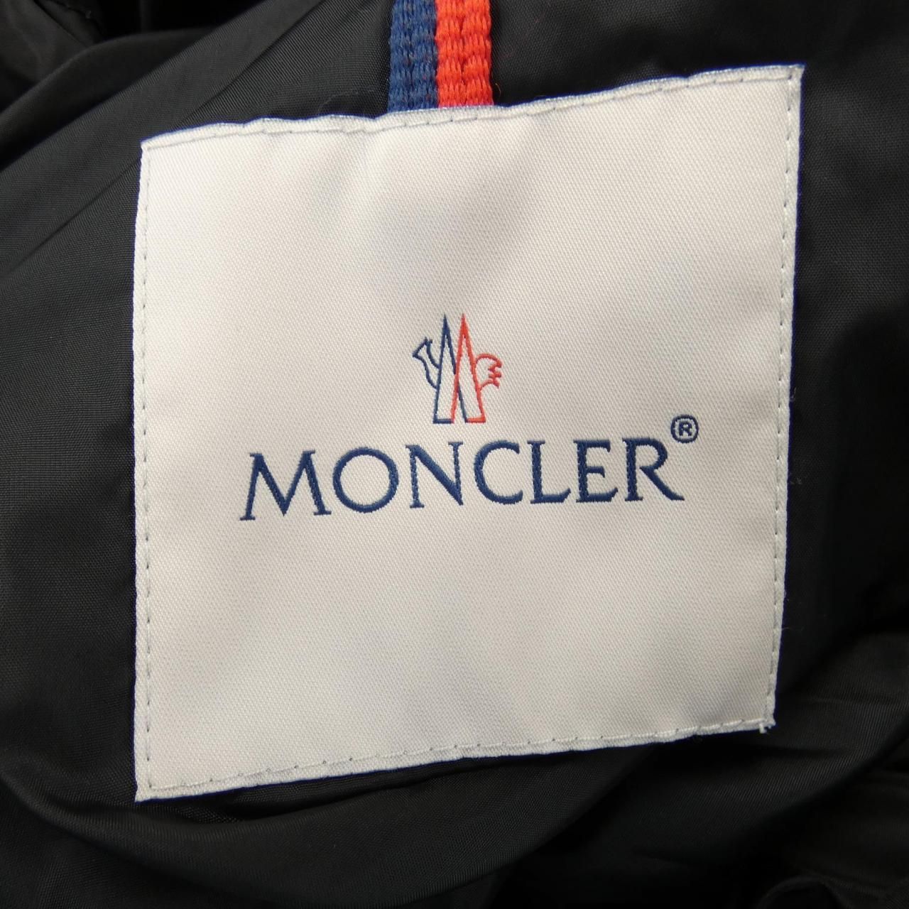 モンクレール MONCLER