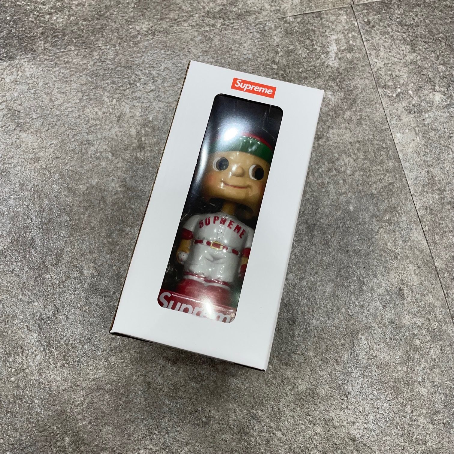 国内正規 新品 Supreme 23SS Bobblehead RED バブルヘッド 首振り 人形