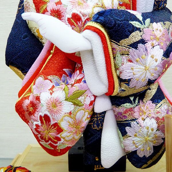 総檜造り 羽子板飾り