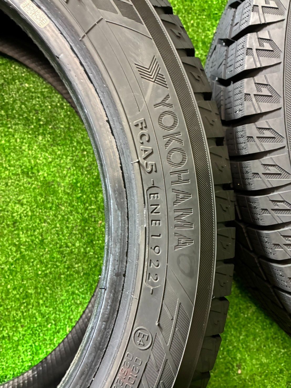 発送不可 長さん YOKOHAMA iceGUARD iG60 165 55R15 75Q スタッドレス 4本セット 溝約8.42mm 製 通常販売価格品質保証。