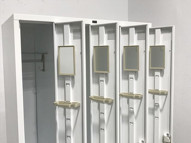 鍵付き システムロッカー