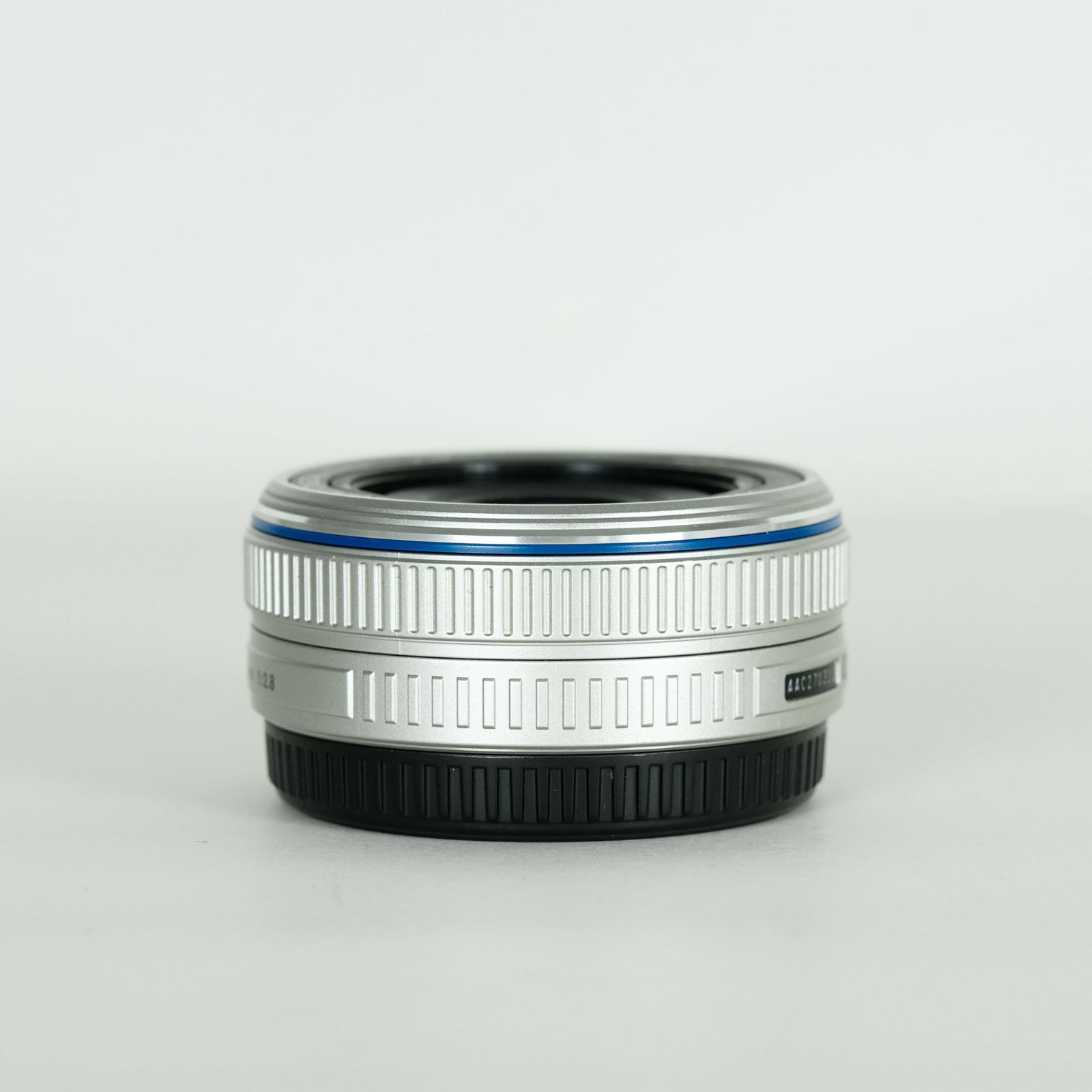 美品｜フジツボ型フード付] OLYMPUS M.ZUIKO DIGITAL 17mm F2.8