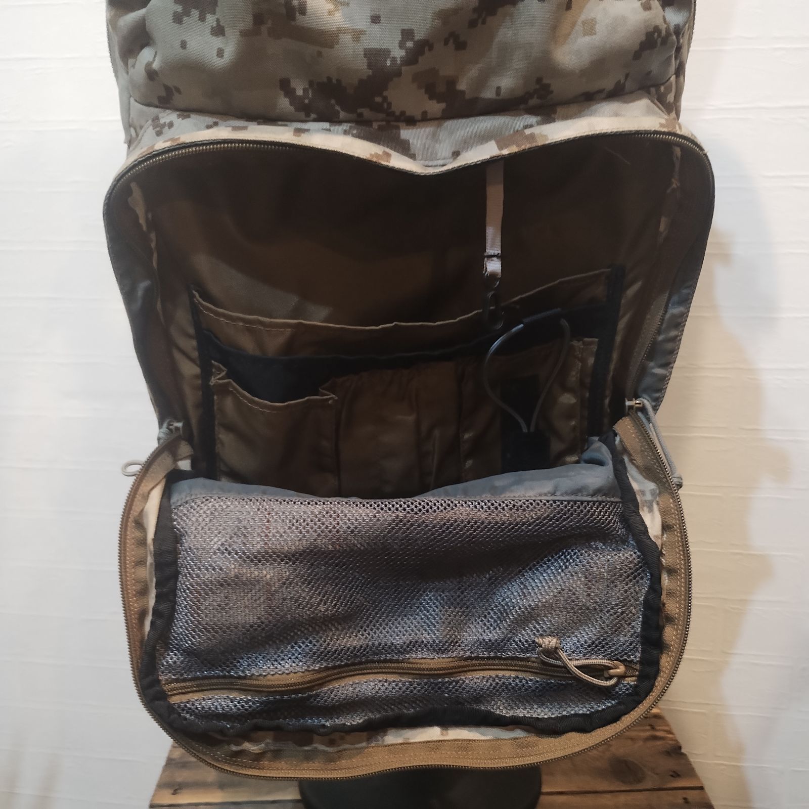 □ CAMELBAK キャメルバック □ MAXIMUM GEAR デジカモ Backpack